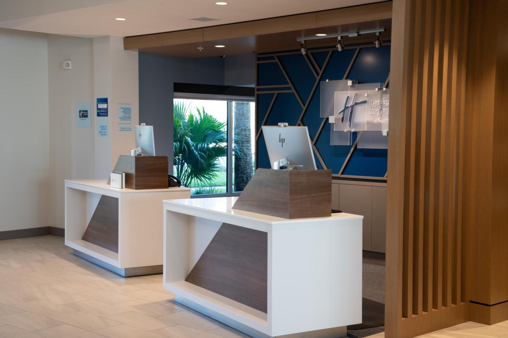 Holiday Inn Express & Suites Fort Walton Beach - Eglin Area By Ihg Extérieur photo