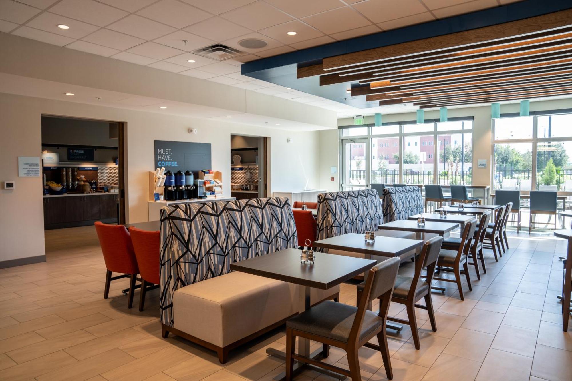 Holiday Inn Express & Suites Fort Walton Beach - Eglin Area By Ihg Extérieur photo