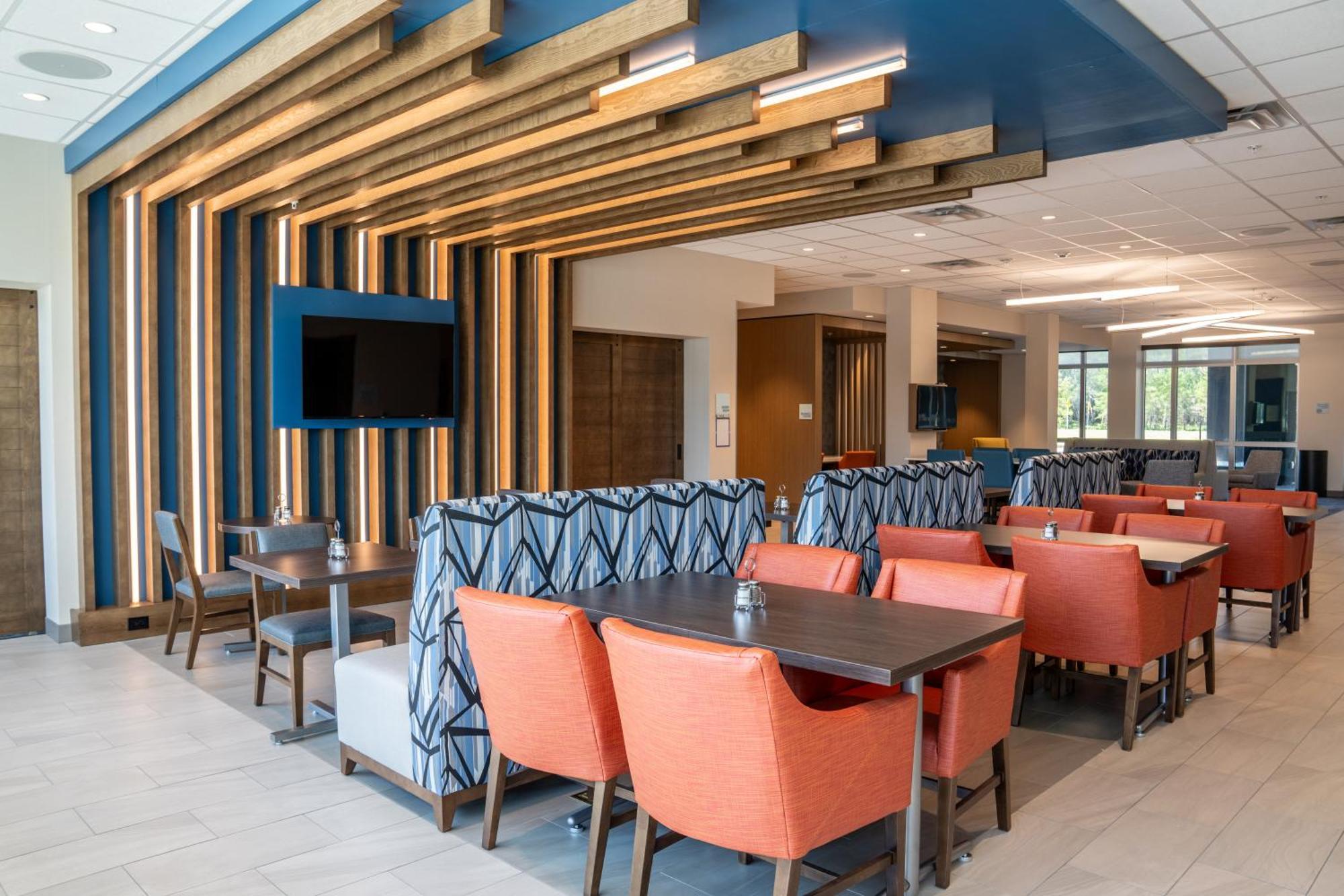 Holiday Inn Express & Suites Fort Walton Beach - Eglin Area By Ihg Extérieur photo