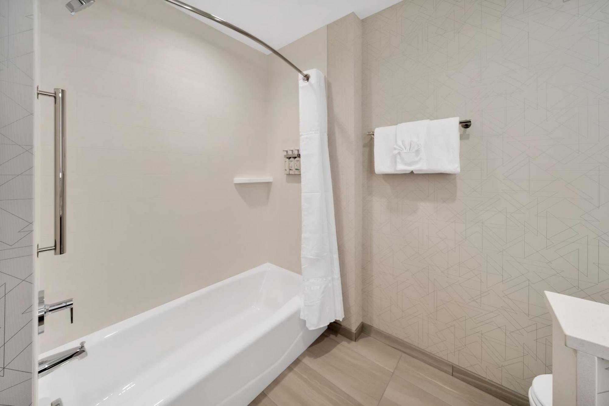 Holiday Inn Express & Suites Fort Walton Beach - Eglin Area By Ihg Extérieur photo
